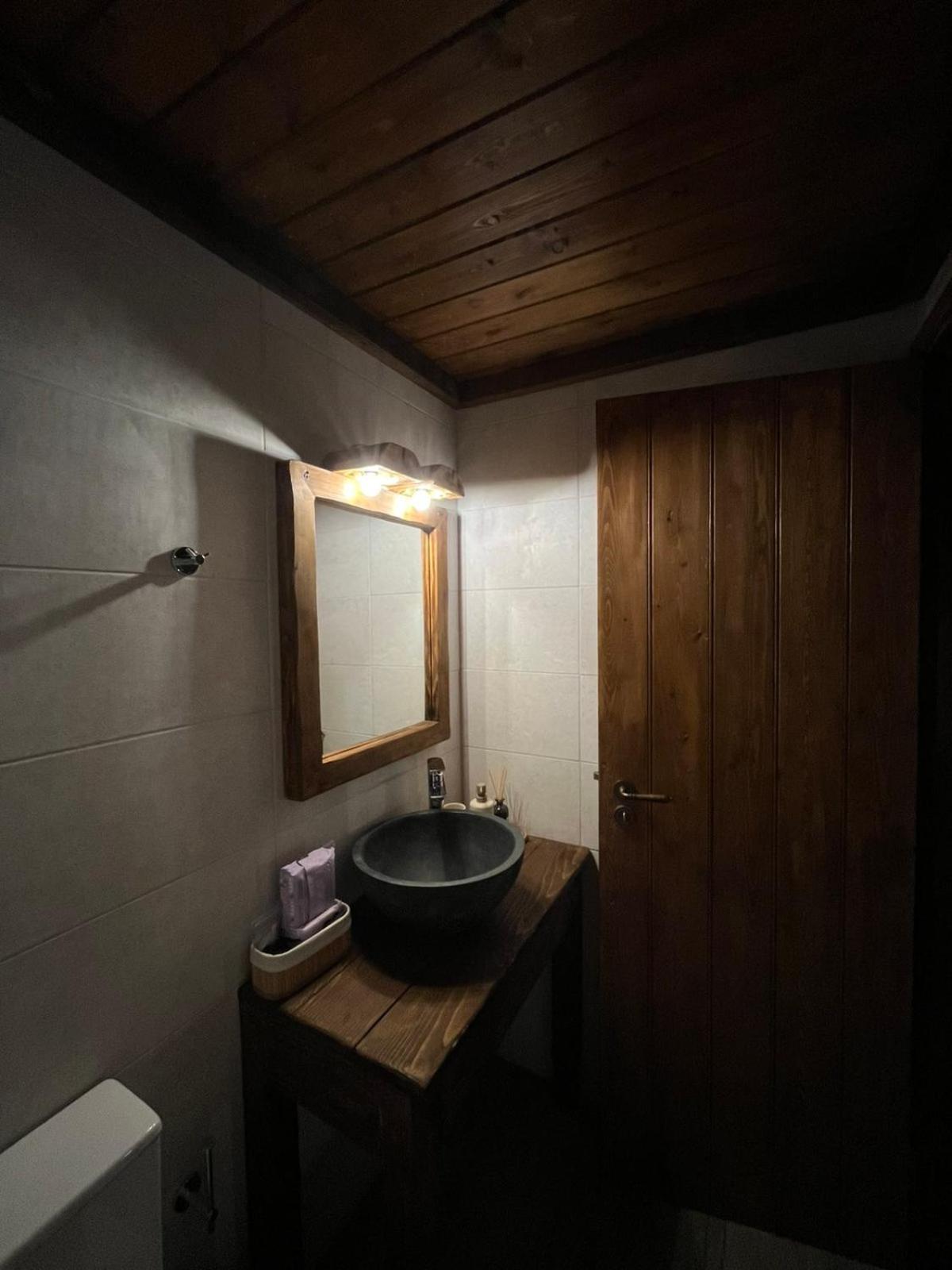 Traditional Stone Guesthouse Agios Ioannis  エクステリア 写真