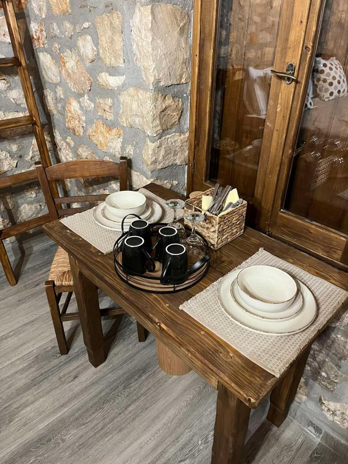 Traditional Stone Guesthouse Agios Ioannis  エクステリア 写真